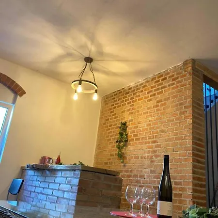 Prazdninovy Dum Na Palave S Vinnym Sklepem Milovice  Exterior photo