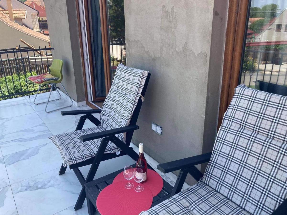 Prazdninovy Dum Na Palave S Vinnym Sklepem *